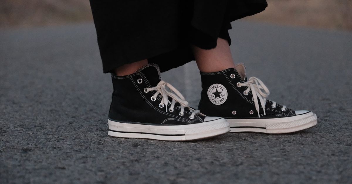 Culottes & Sneaker: So stylst du den Trend-Look lässig und elegant zugleich